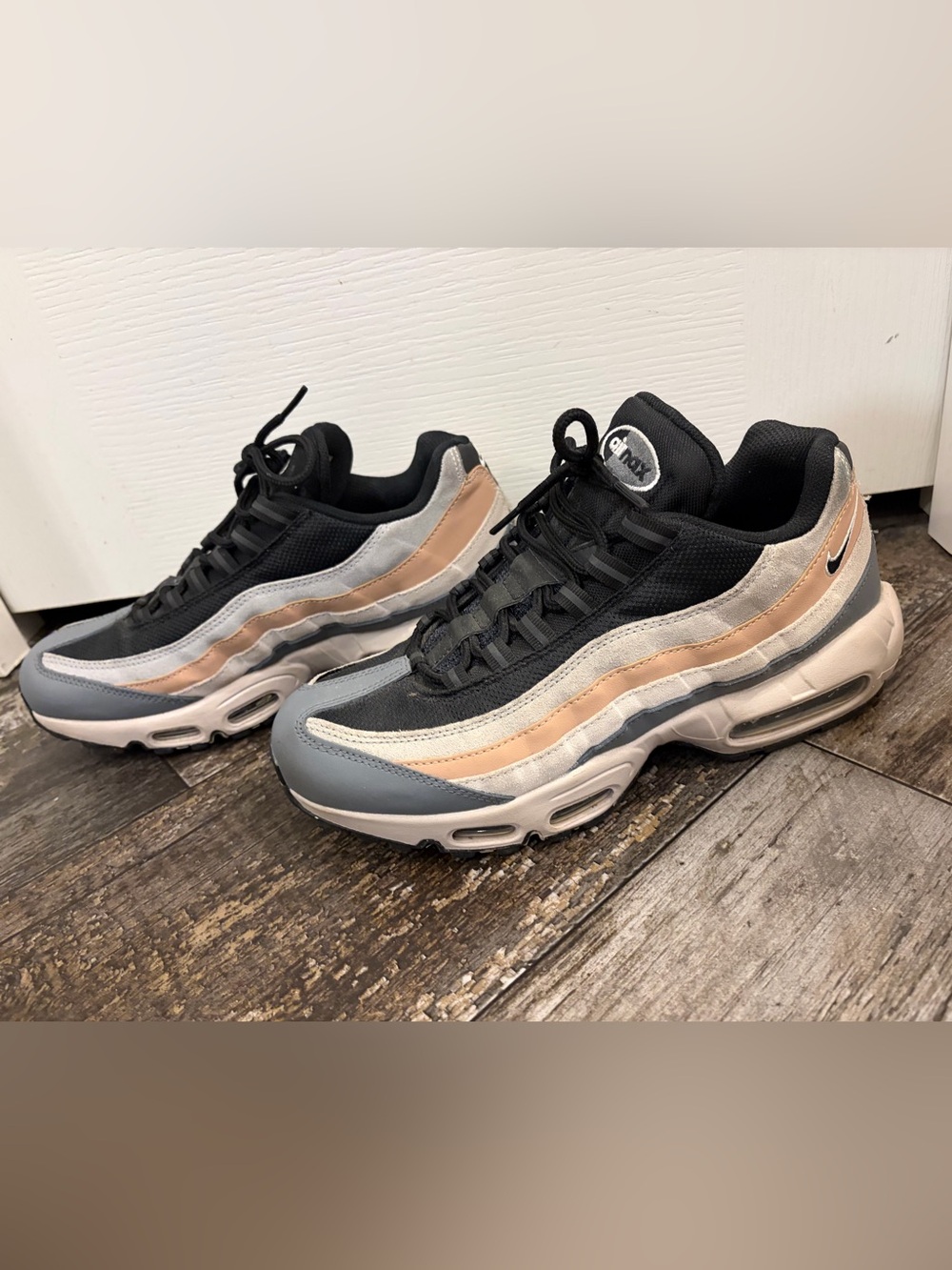 Nike Air Max 95 in Black, Gray & Rose Gold
